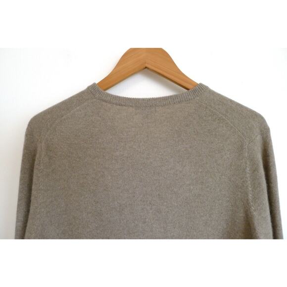 UNIQLO 100% Cashmere V-Neck Pullover Sweater Jumper Heather Tan S NWOT $99 - Picture 6 of 7